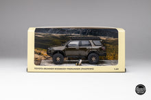 Load image into Gallery viewer, DiecastTalk Exclusive 1/64 Toyota 4Runner Pre-Runner (Madpews) with dog and accessories