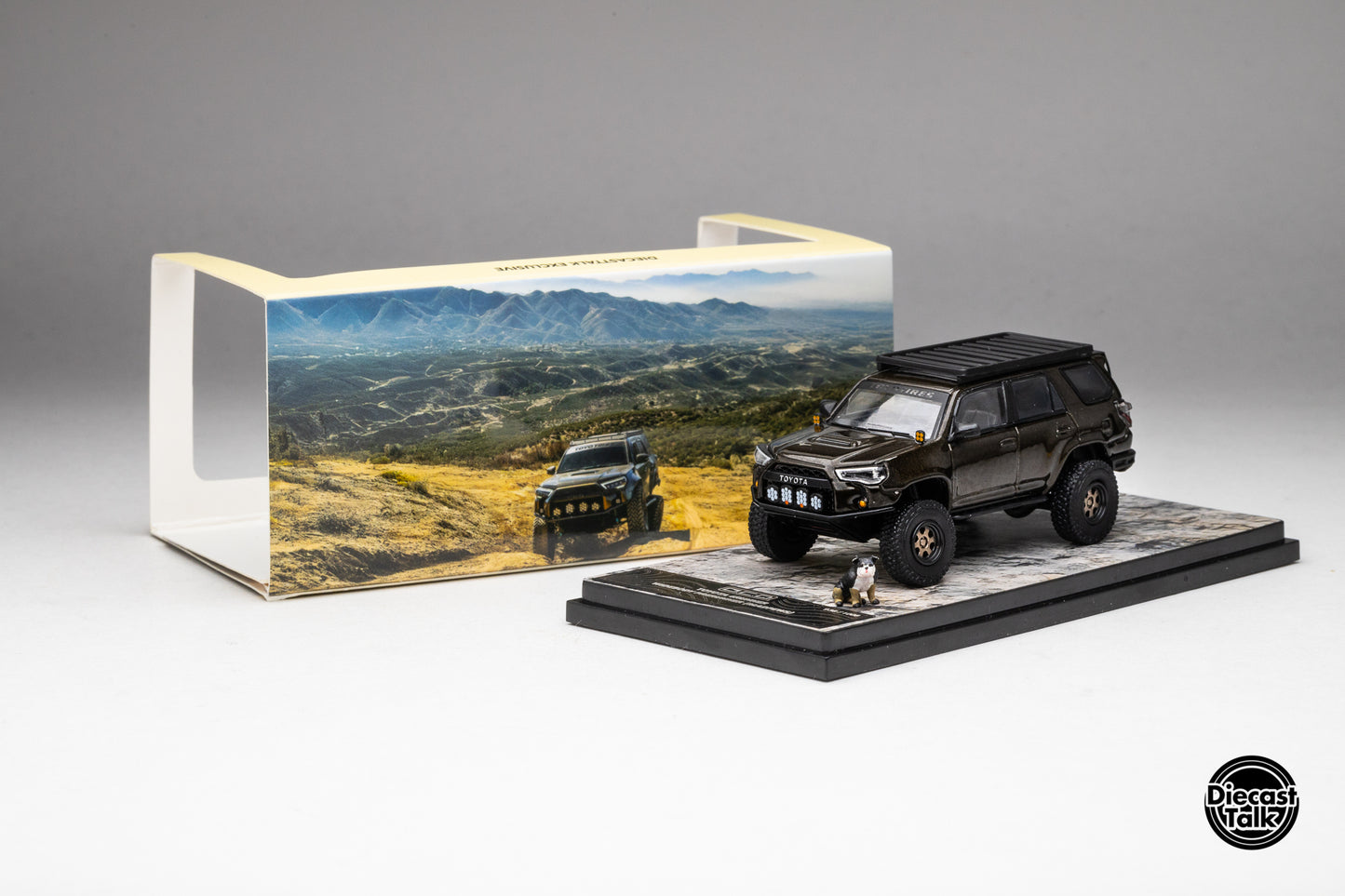 DiecastTalk Exclusive 1/64 Toyota 4Runner Pre-Runner (Madpews) with dog and accessories