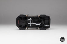 Load image into Gallery viewer, DiecastTalk Exclusive 1/64 Toyota 4Runner Pre-Runner (Madpews) with dog and accessories