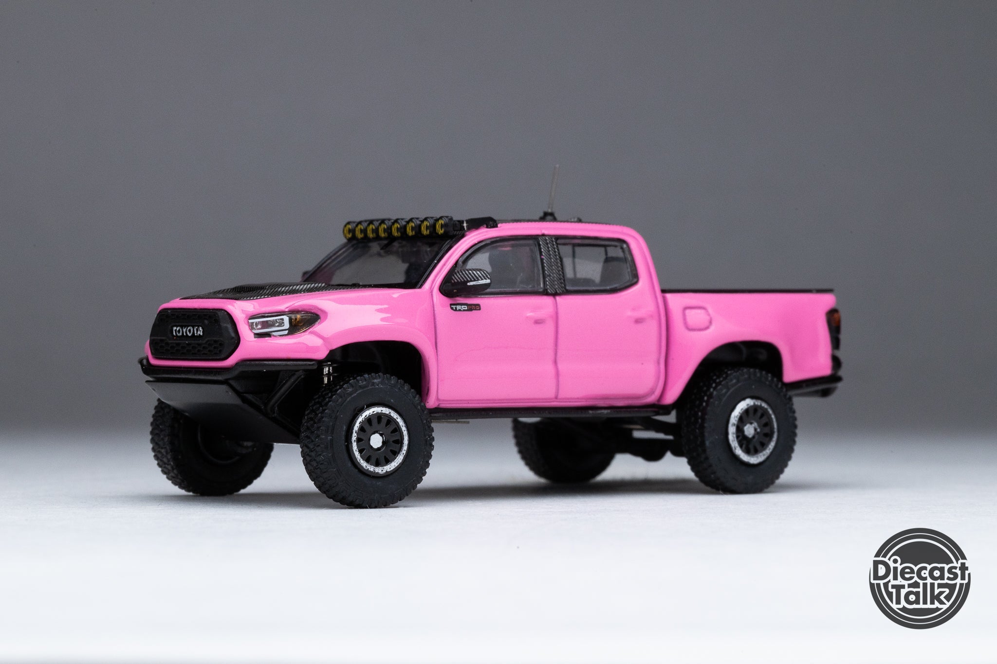 アニバーサリー限定 1/64 - トヨタ・タコマキャンパー (ブラッククローム) GCD DIECAST TALK 5th ANNIVERSARY EXCLUSIVE 1/64 TOYOTA
