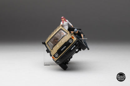 DiecastTalk Arab Exclusive GCD 1/64 Toyota Land Cruiser 70 series with figures