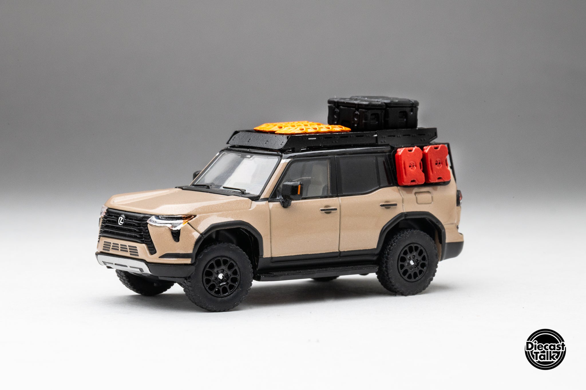 【上品】 GCD Exclusive DiecastTalk 1/64 with Overtrail+ GX550 Lexus ミニカー