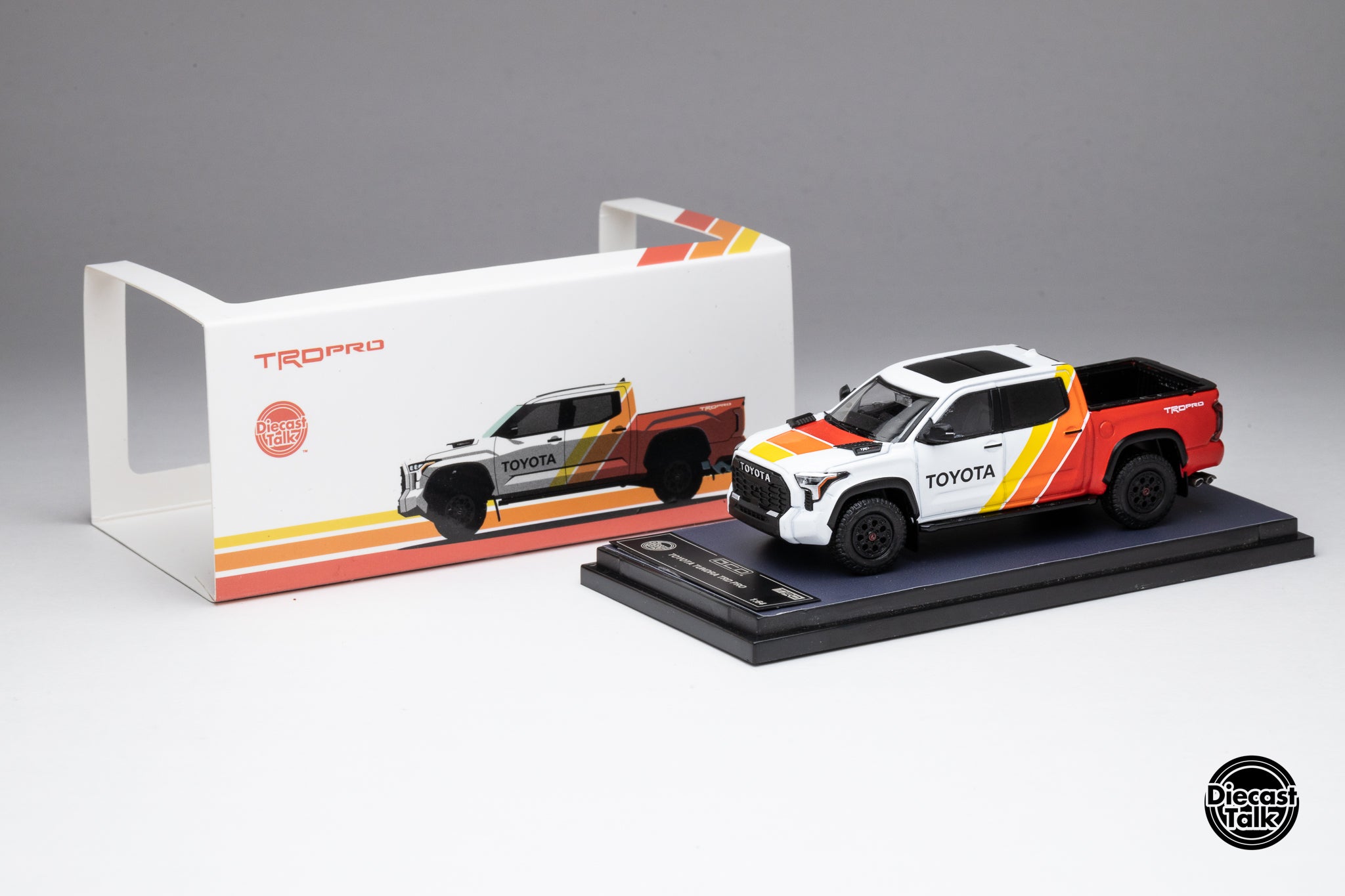 1/64 - トヨタ TRD PRO 4 CARS SET DiecastTalk GCD 1/64 Toyota TRD PRO 4-Cars Set