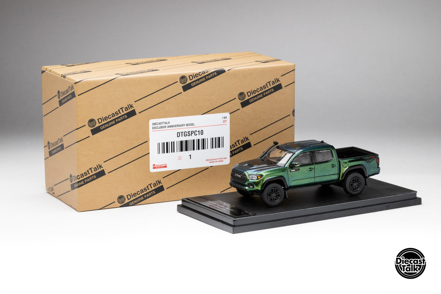 DiecastTalk Exclusive Anniversary GCD 1/64 Toyota Tacoma TRD PRO Magic Green