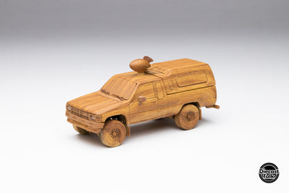 (VIP Membership 2026) GCD DiecastTalk Exclusive 1/64 Toyota Hilux SR5 4x4 Woody Edition