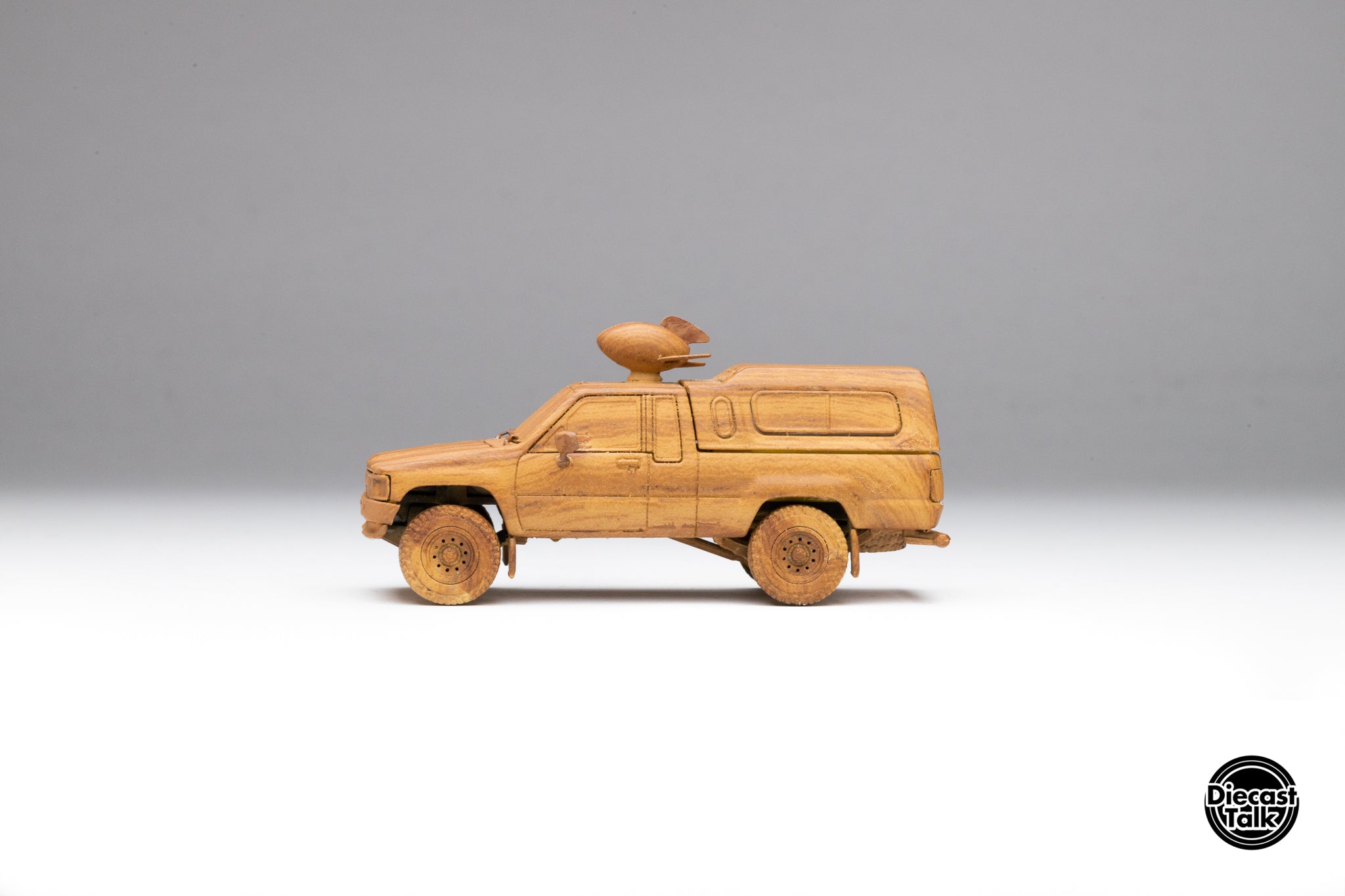 VIP Membership 2026) GCD DiecastTalk Exclusive 1/64 Toyota Hilux SR5
