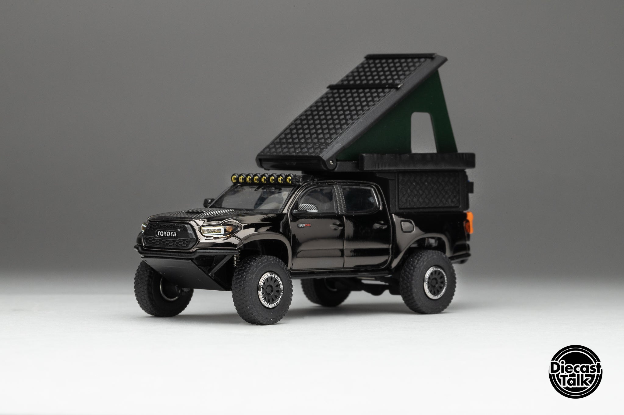 GCD 5th アニバーサリー トヨタ・タコマ　キャンパー (チェイスカー) GCD DiecastTalk 5th Anniversary Exclusive 1/64 Toyota Tacoma Camper Bl