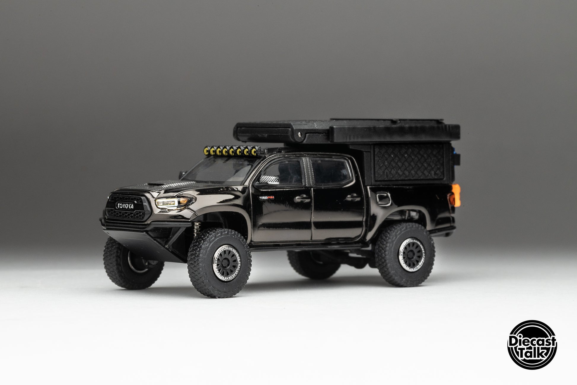 KYKYS Collector's Edition - Hot Wheels Chevy Silverado Trail Boss In - Foto 12