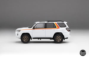 (VIP Membership 2025) GCD DiecastTalk Exclusive 1/64 Toyota 4Runner 40th Anniversary White Ltd 500pcs