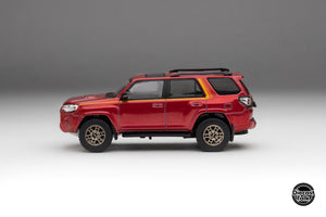 (VIP Membership 2025) GCD DiecastTalk Exclusive 1/64 Toyota 4Runner 40th Anniversary White Ltd 500pcs