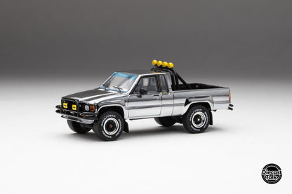 DiecastTalk MDX Exclusive 1/64 Toyota 1985 Hilux SR5 4x4 Black Chrome