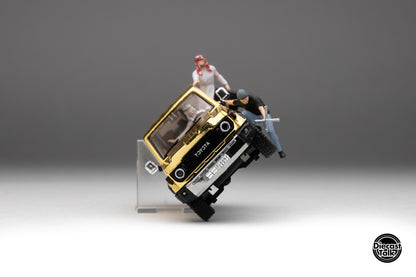DiecastTalk MDX Exclusive 1/64 Toyota Land Cruiser 70 Arab Gold Edition