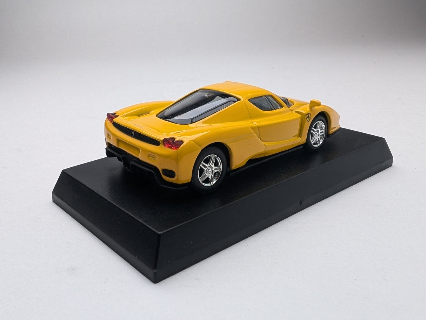 KYOSHO 1:64 Ferrari Enzo GT Concept
