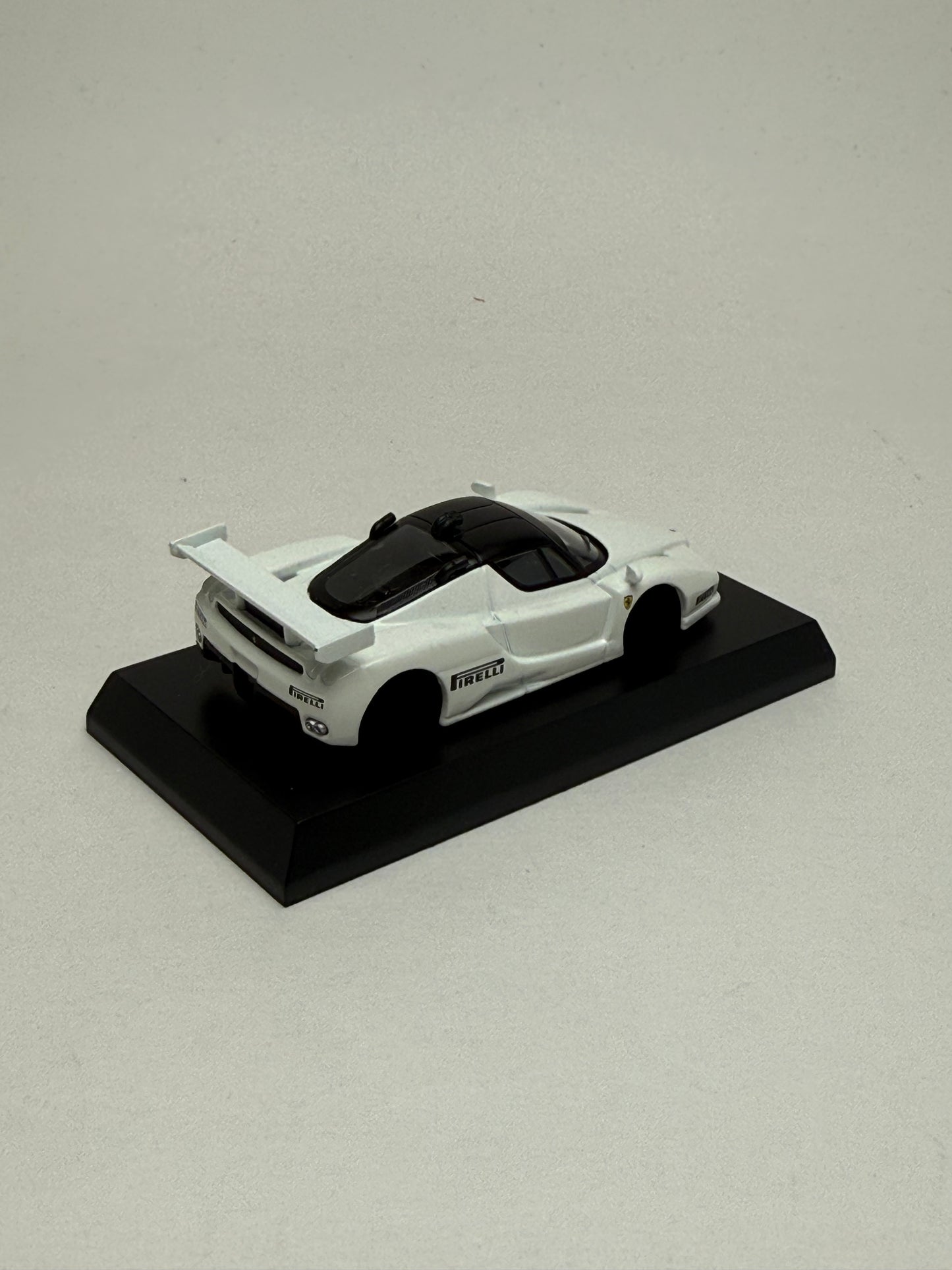 KYOSHO 1:64 Ferrari Enzo GT Concept