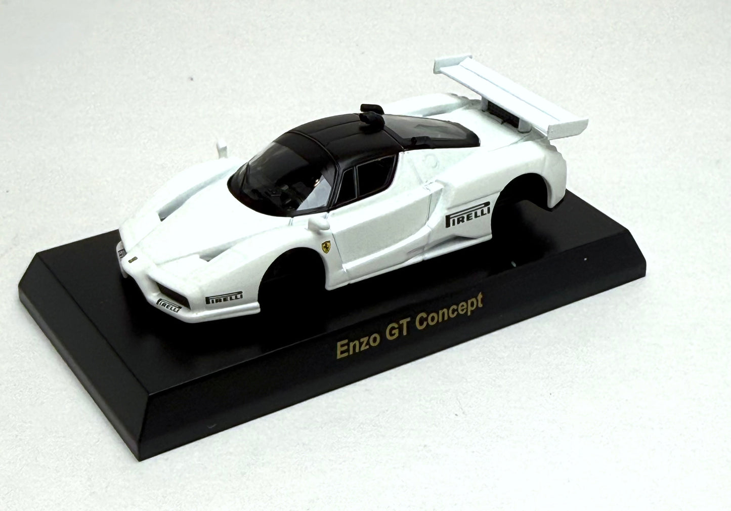 KYOSHO 1:64 Ferrari Enzo GT Concept (Yellow/Black/Red/White)