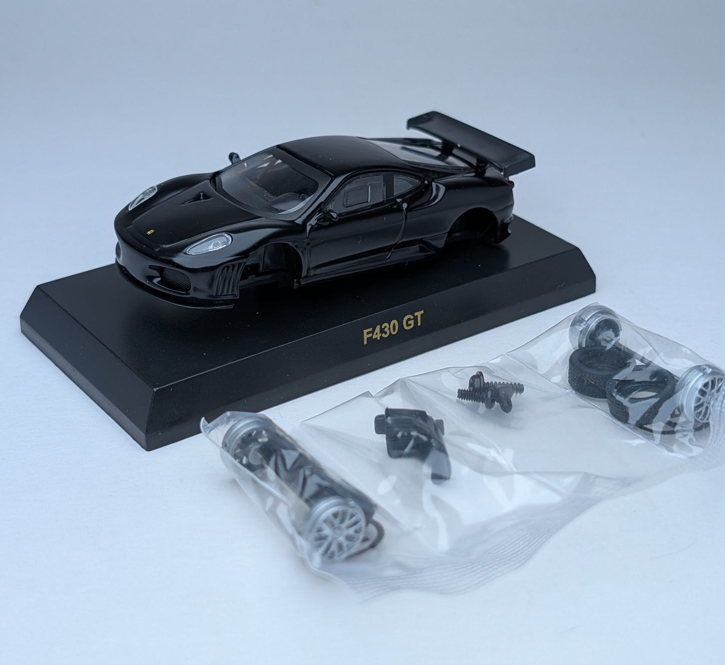 KYOSHO 1:64 Ferrari F430 GT (Black/Yellow/Red)