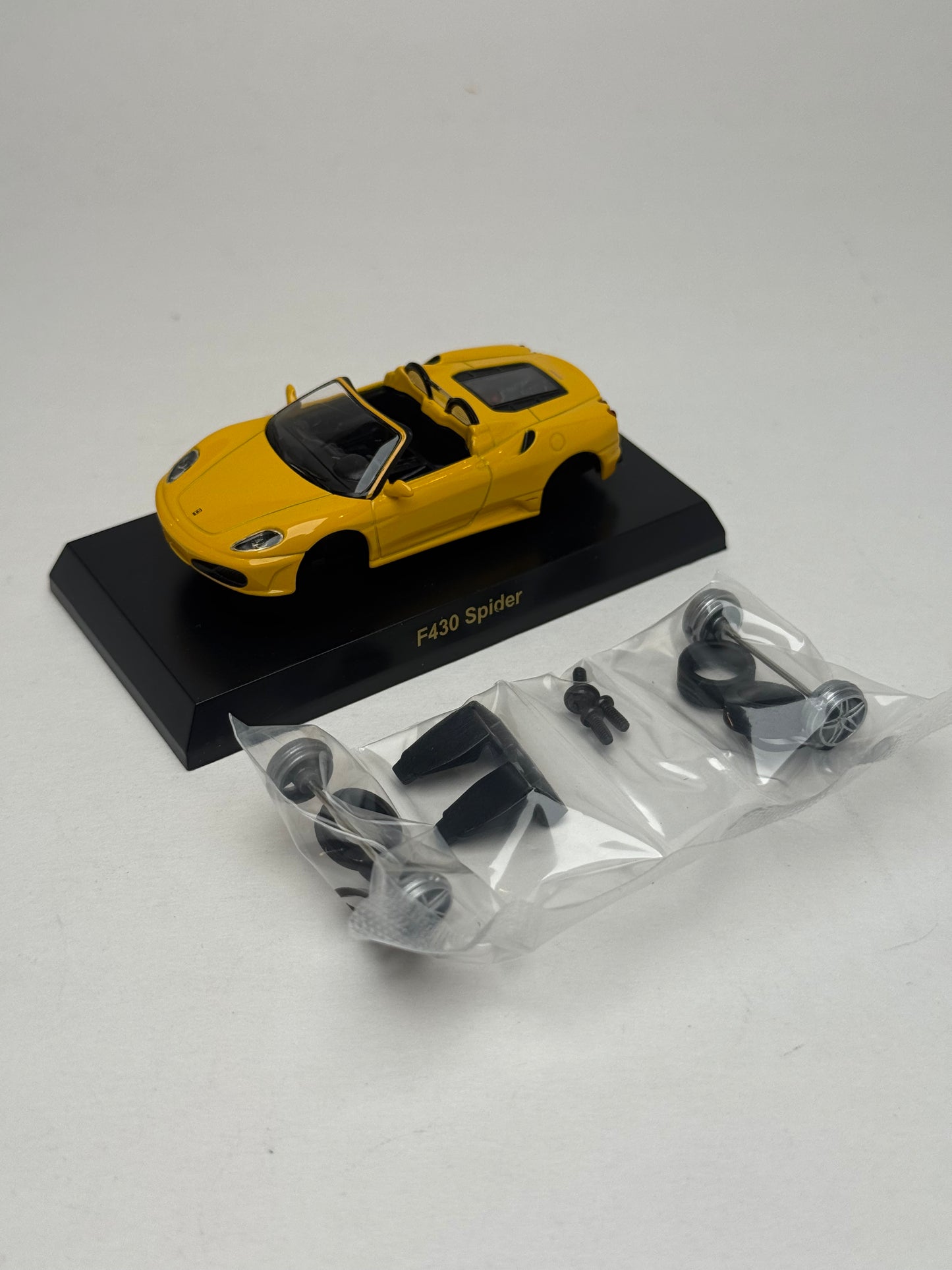 KYOSHO 1:64 F430 Spider