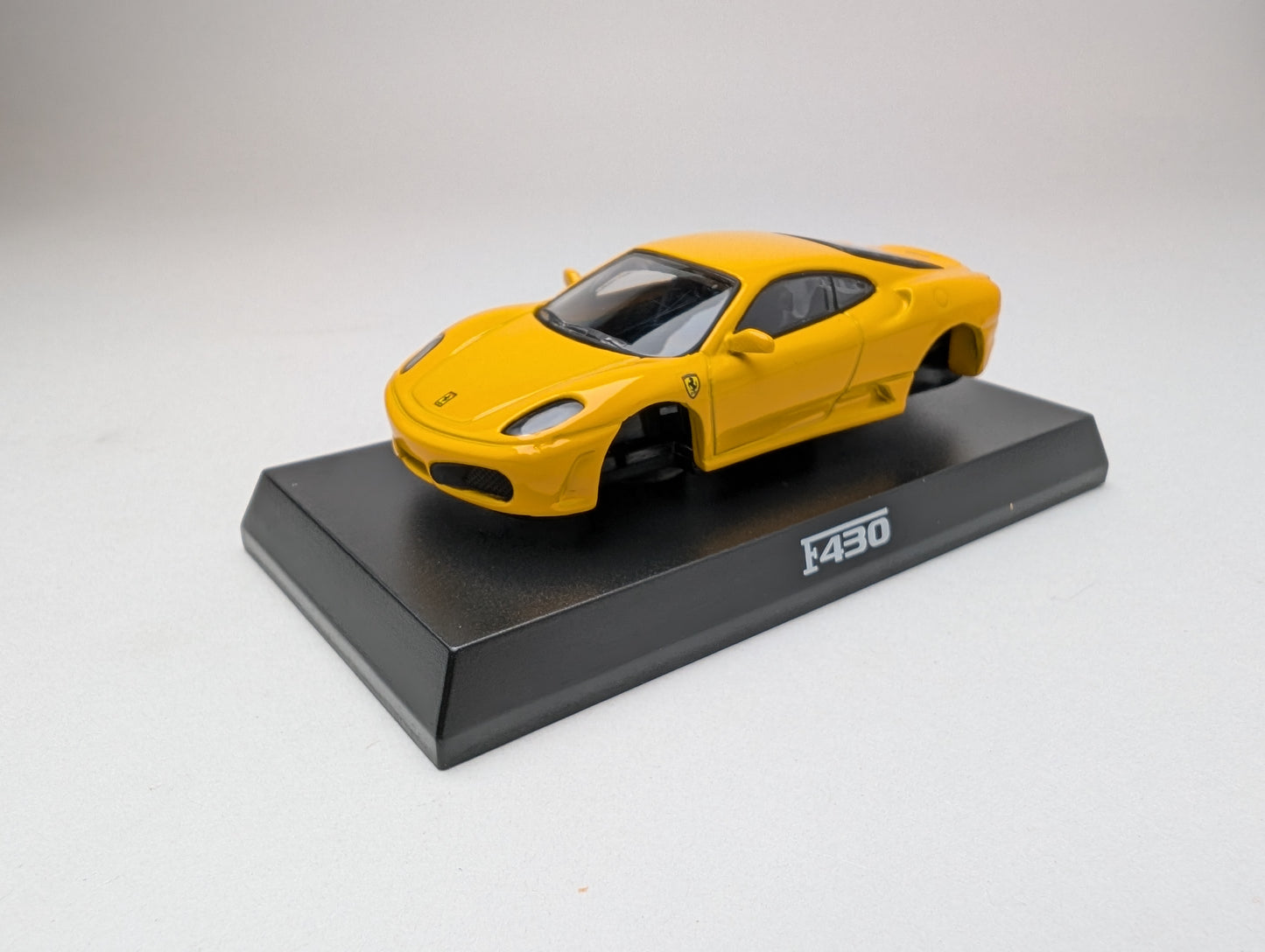 KYOSHO 1:64 Ferrari F430