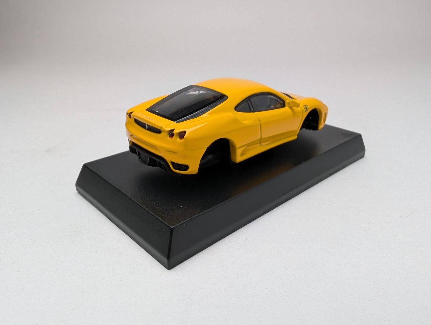 KYOSHO 1:64 Ferrari F430
