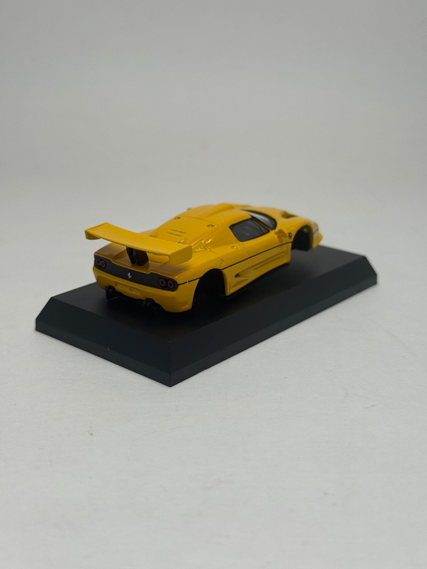 KYOSHO 1:64 Ferrari F50 GT (Yellow)