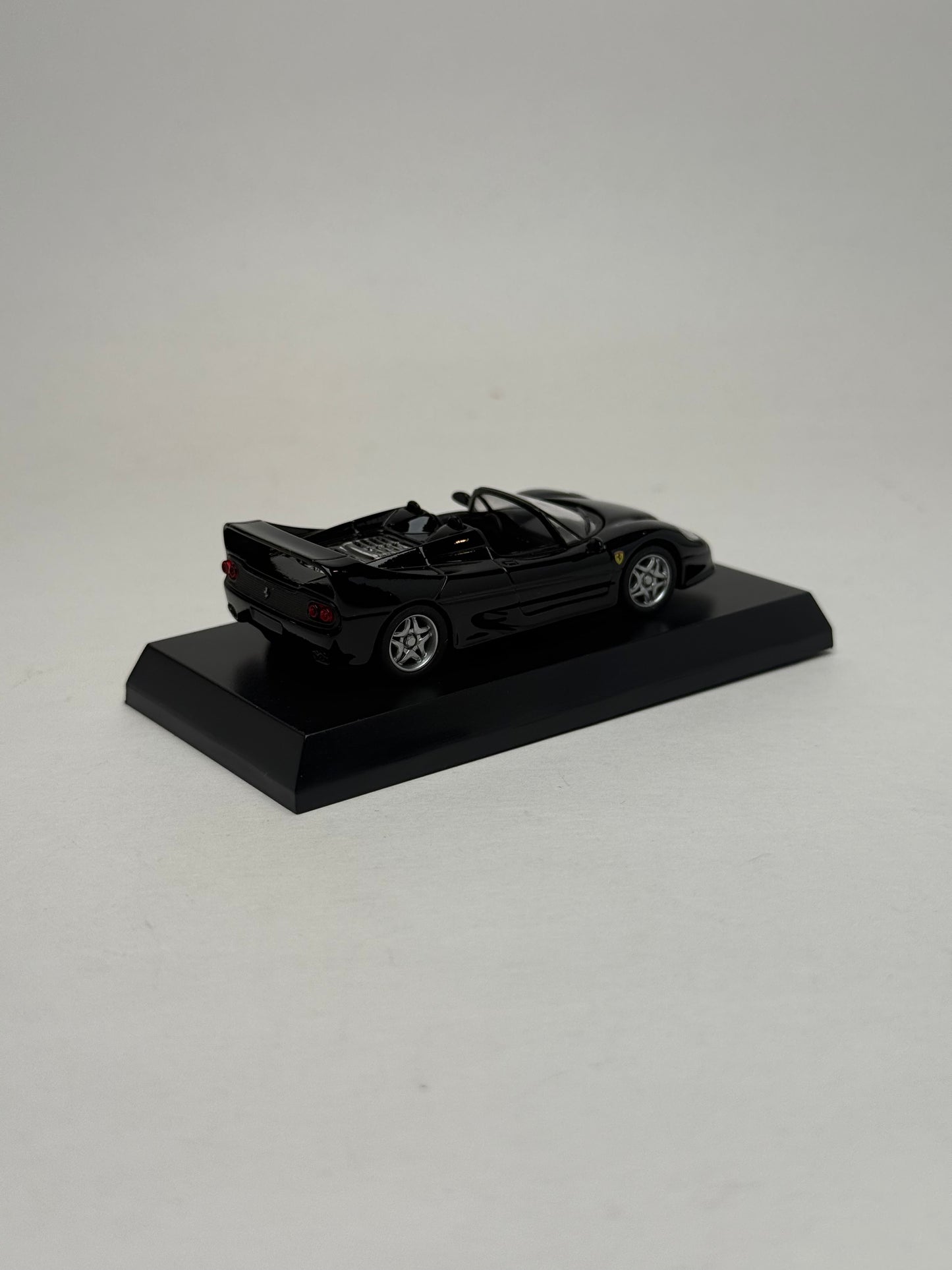 KYOSHO 1:64 Ferrari F50 Spider (Black)