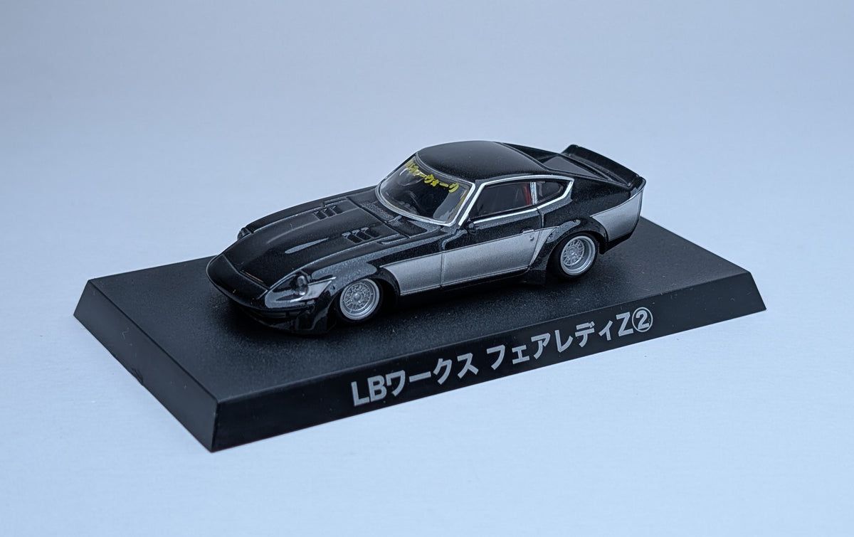 Aoshima 1/64 Grachan Liberty Walk Nissan Fairlady Z2 (Black/Silver)