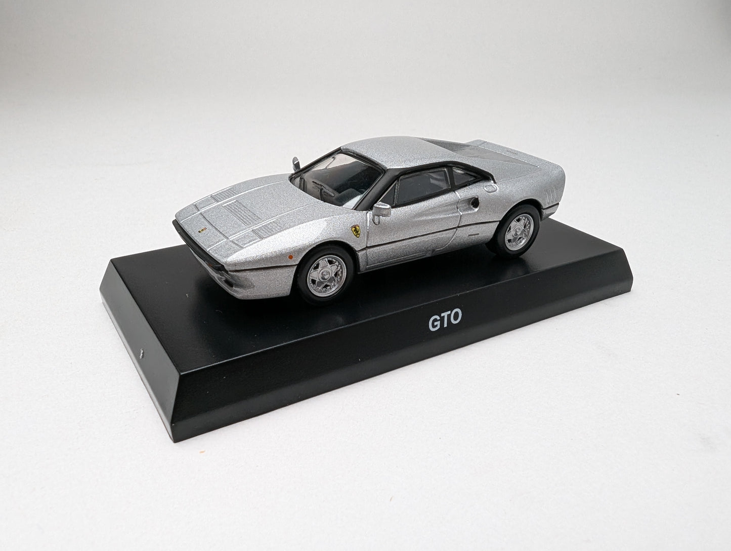 KYOSHO 1:64 Ferrari GTO Silver