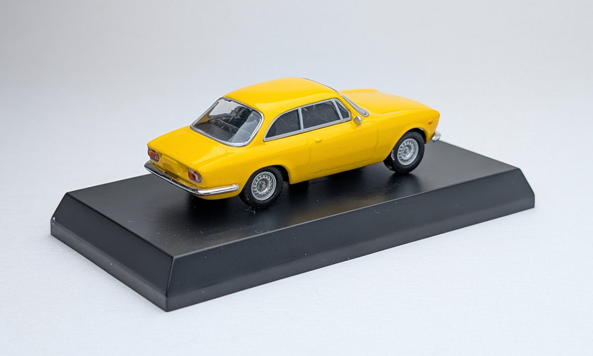 KYOSHO 1/64 Alfa Romeo Minicar Collection AlfaRomeo Giulia Sprint GTA 1600 (Yellow)