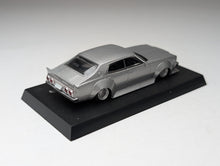 Load image into Gallery viewer, Aoshima 1/64 Grachan Nissan 231 Laurel Silver