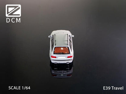 DCM 1:64 BMW M5 E39 Wagon