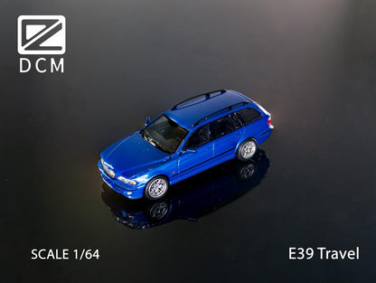 DCM 1:64 BMW M5 E39 Wagon