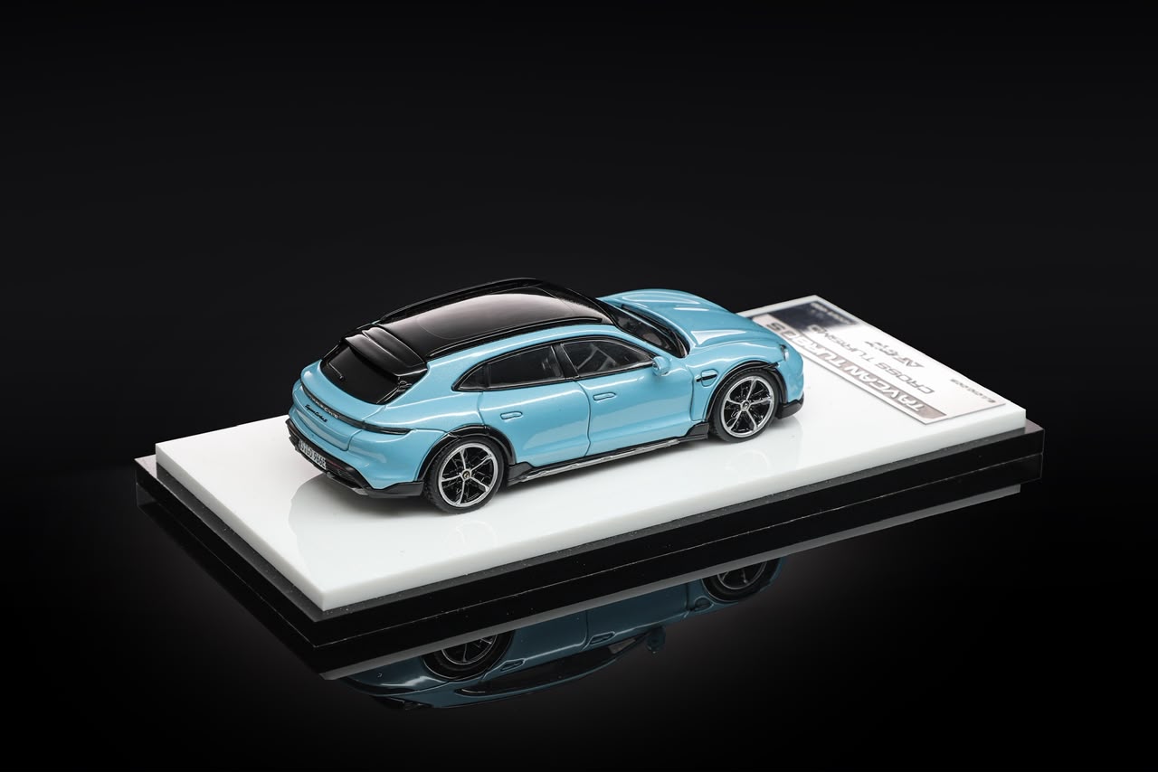 AF 1/64 Porsche Taycan Cross Turismo Turbo S Frozen Blue Metallic