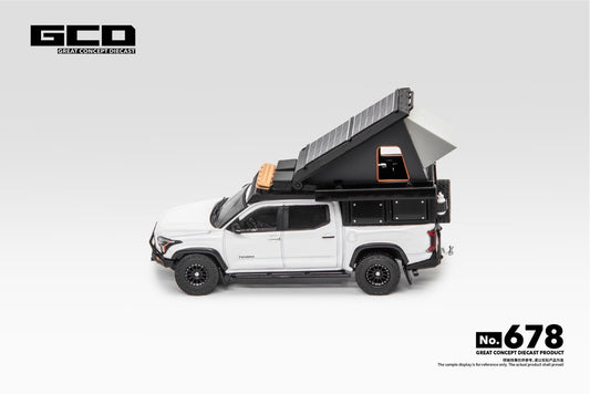 GCD 1:64 Toyota Tundra Camper with accessories White