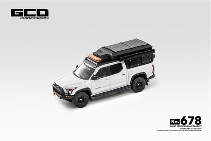 GCD 1:64 Toyota Tundra Camper with accessories White