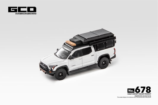GCD 1:64 Toyota Tundra Camper with accessories White