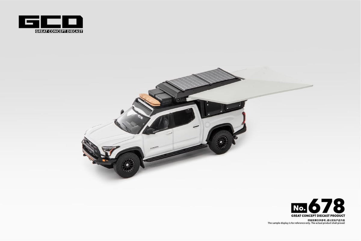 GCD 1:64 Toyota Tundra Camper with accessories White