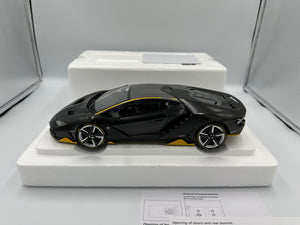 AUTOart 1/18 Lamborghini Centenario Carbon & Yellow
