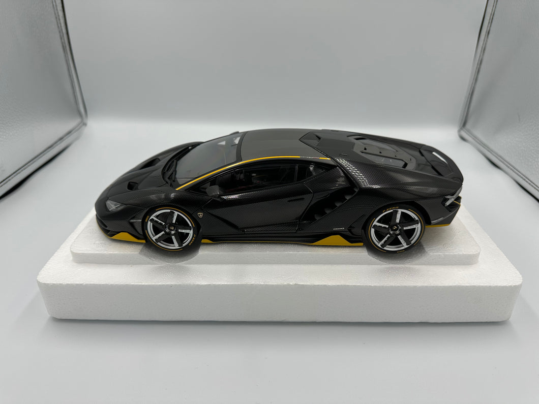 AUTOart 1/18 Lamborghini Centenario Carbon & Yellow