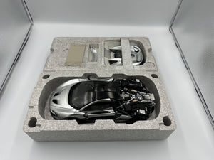 AUTOart Signature 1/18 Mclaren P1 Chrome