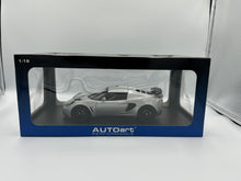 Load image into Gallery viewer, AUTOart 1/18 Lotus Exige Silver