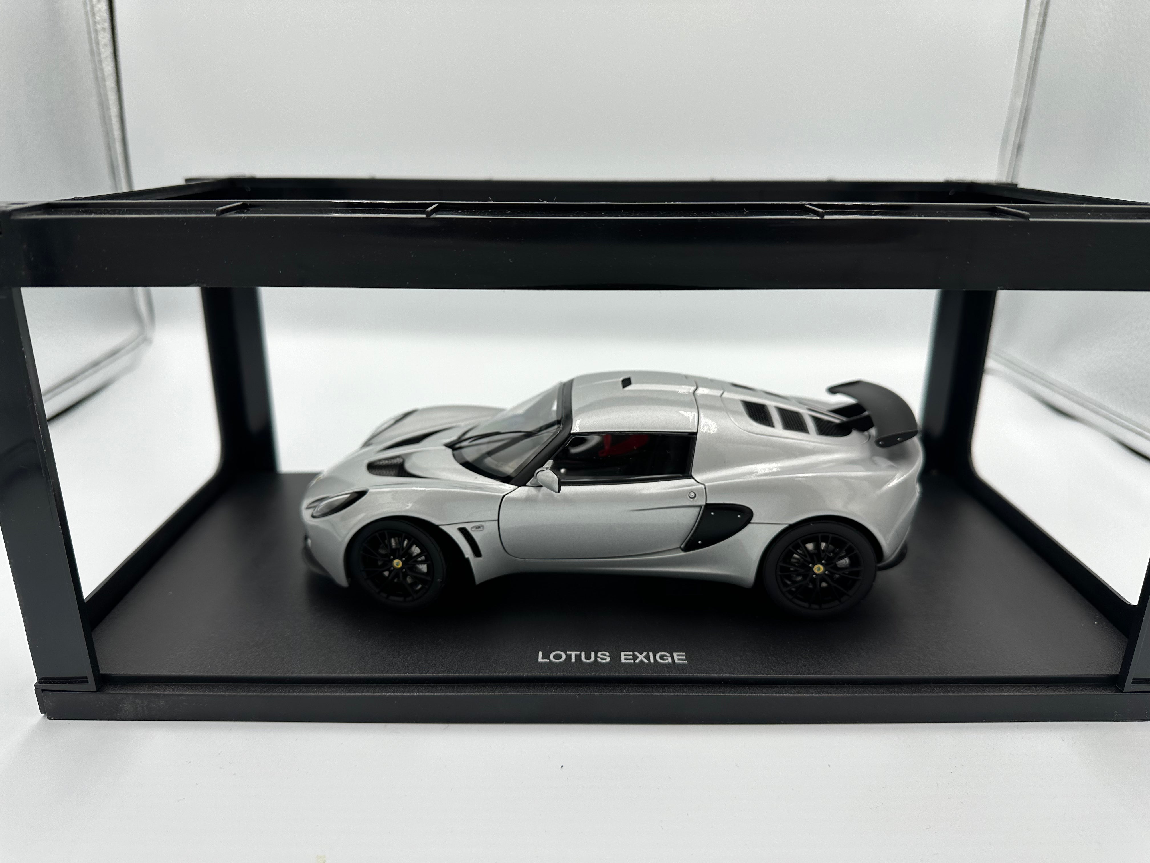 (未開封) AUTOart LOTUS EXIGE AUTOart 1/18 Scale LOTUS EXIGE S White Diecast Car Model Toy