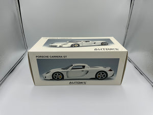 AUTOart 1/18 Porsche Carrera GT White