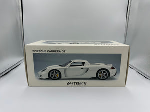 AUTOart 1/18 Porsche Carrera GT White