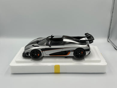 AUTOart 1/18 Koenigsegg One:1 Silver & Orange