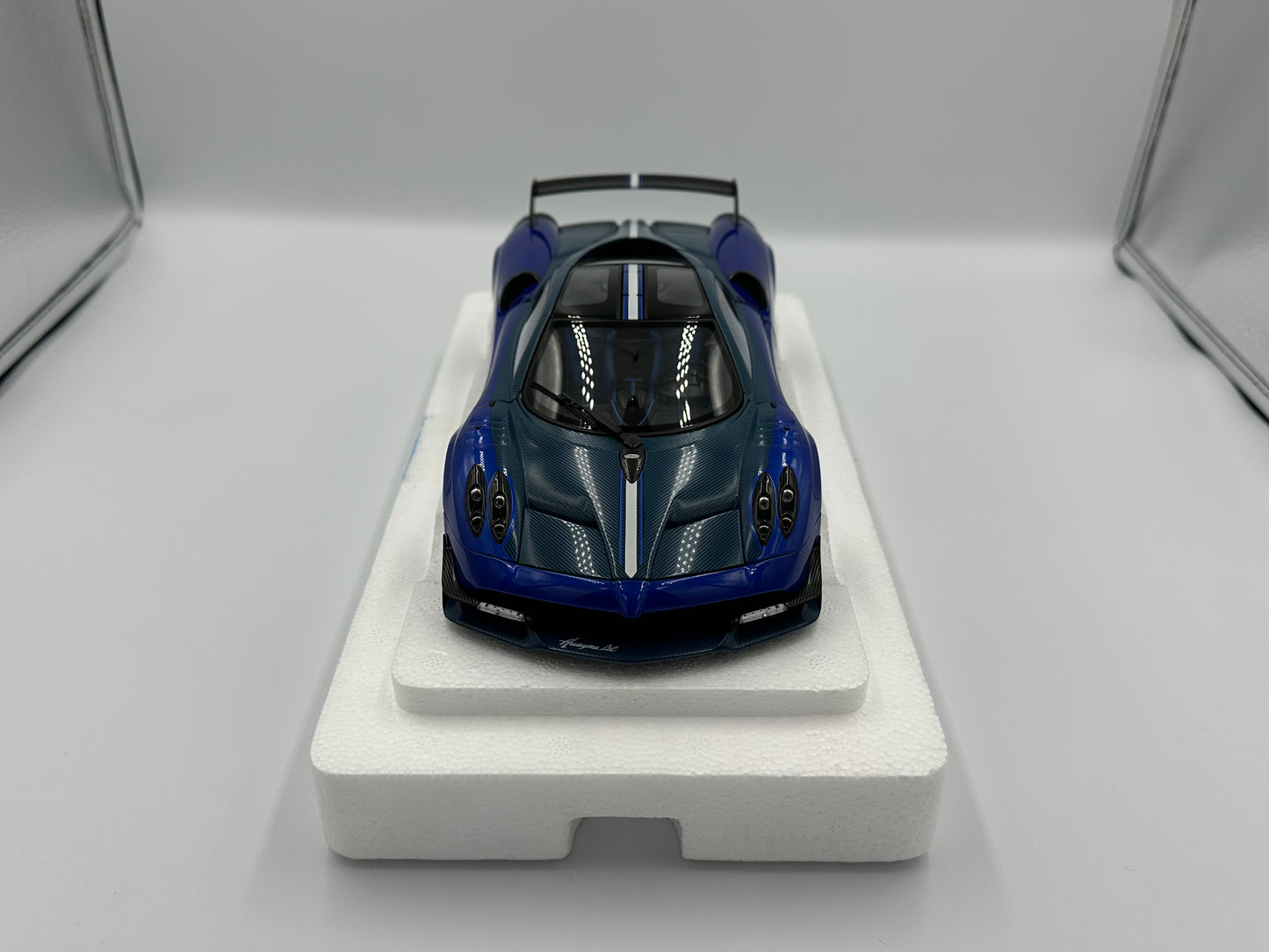 AUTOart 1/18 Pagani Huayra BC Blue