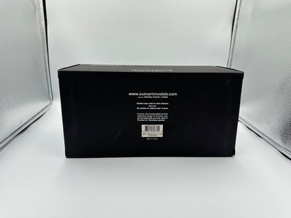 AUTOart Signature 1/18 Porsche 911 GT1