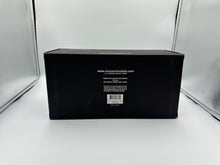 Load image into Gallery viewer, AUTOart Signature 1/18 Porsche 911 GT1