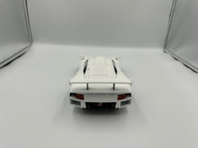 Load image into Gallery viewer, AUTOart Signature 1/18 Porsche 911 GT1