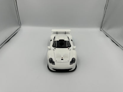 AUTOart Signature 1/18 Porsche 911 GT1