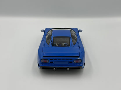 AUTOart Signature 1/18 Bugatti EB110 Blue